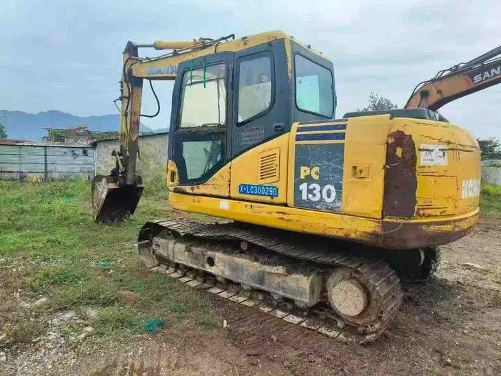 Buy Komatsu PC110-7 Used Excavator / 1