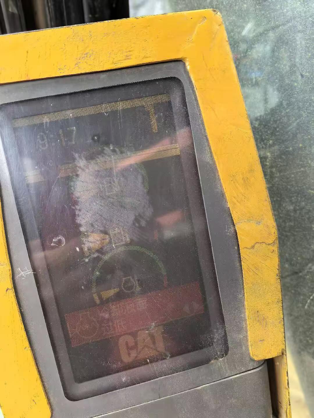 Buy Caterpillar Used Excavator / 7
