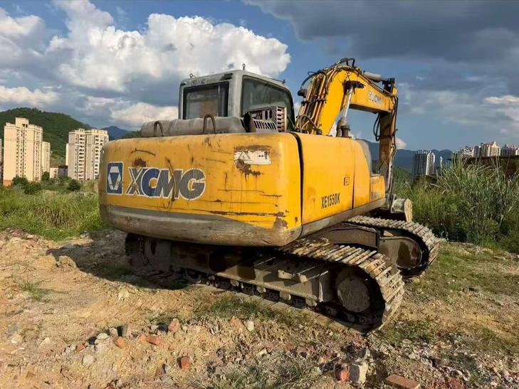 Buy XCMG XE150 Used Excavator / 1