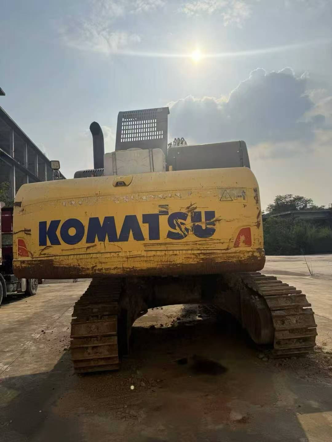 Buy Komatsu WA500-3 Used Excavator / 2
