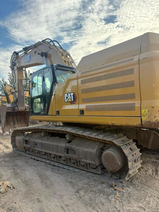 Buy Caterpillar 349E Used Excavator / 1