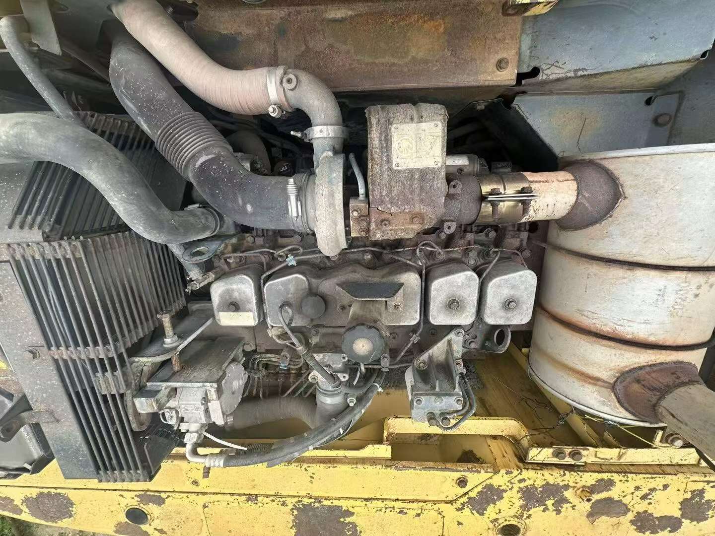Buy Komatsu PC200-7 Used Excavator / 6
