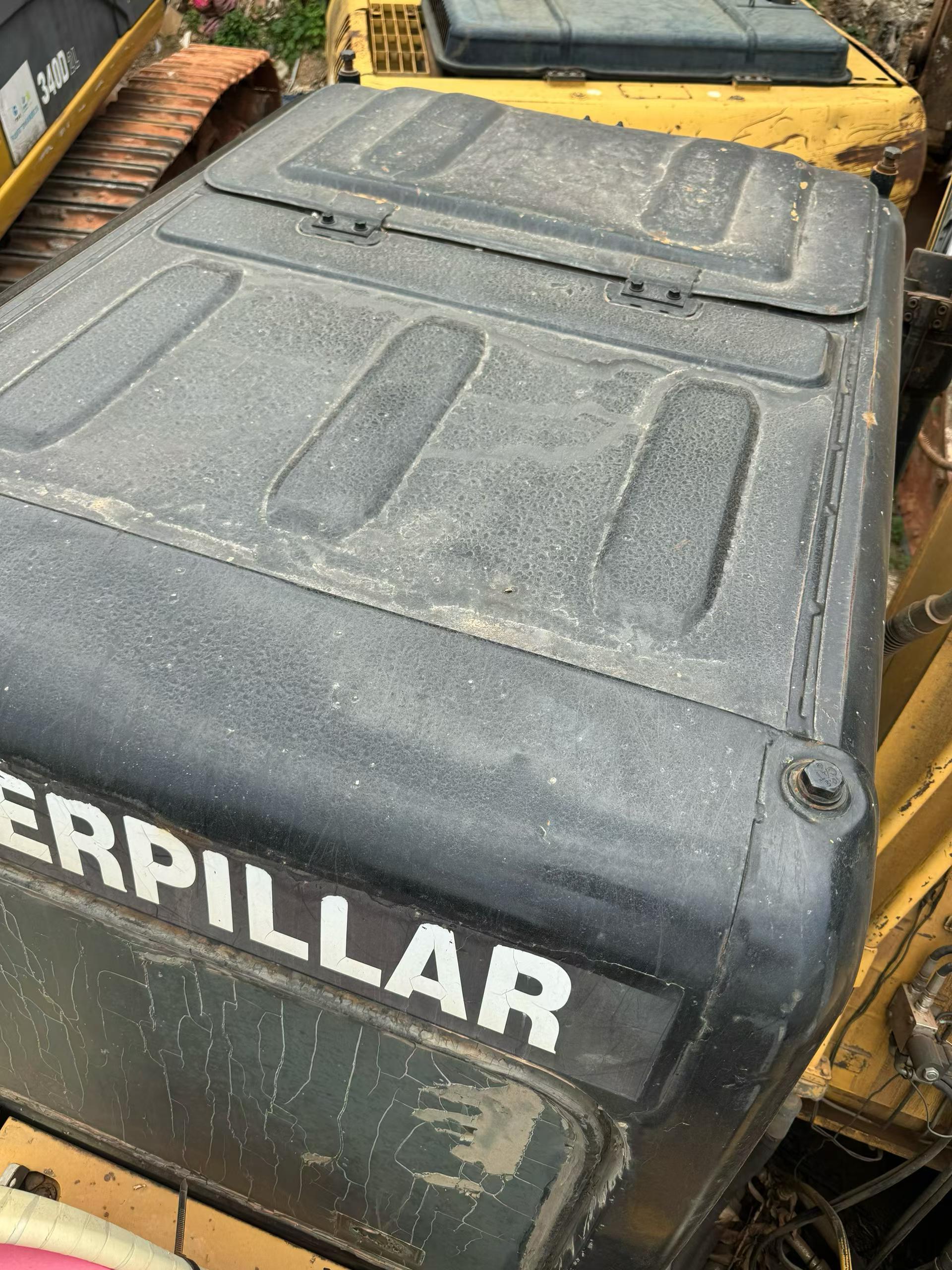 Buy Caterpillar 320D Used Excavator / 2