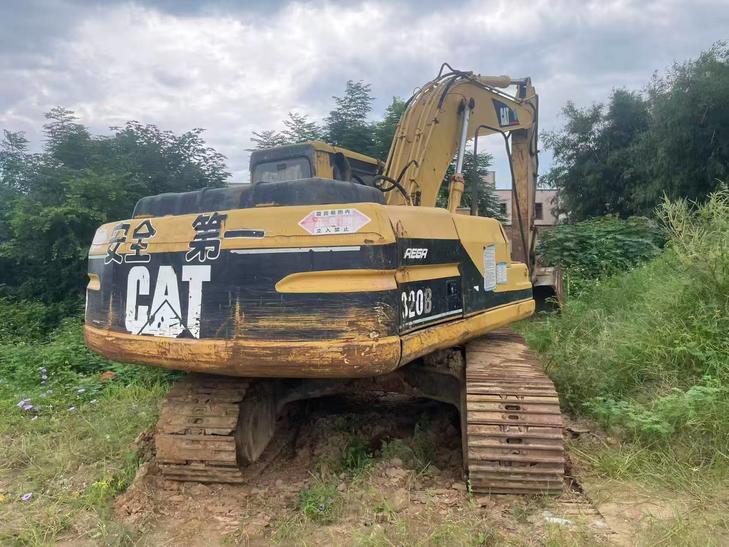 Buy Caterpillar 320B Used Excavator / 1