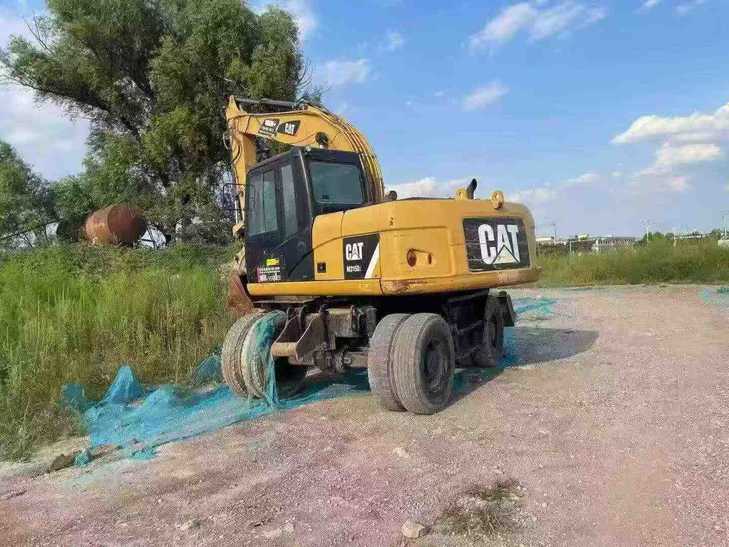 Buy Caterpillar Used Excavator / 1