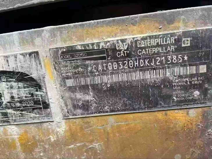 Buy Caterpillar Used Excavator / 1
