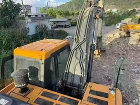 Buy Hyundai R215-7 Used Excavator / 4 Buy Hyundai R215-7 Used Excavator / 4