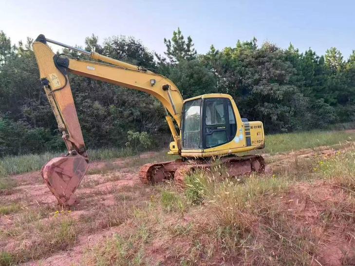 Buy Komatsu PC120-6 Used Excavator / 1