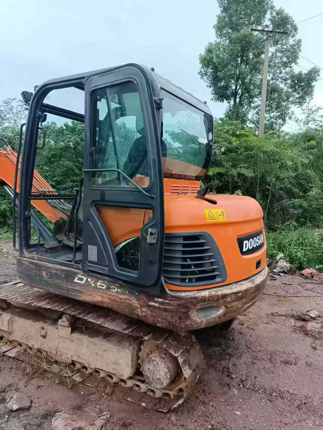 Buy Doosan DX60 Used Excavator / 4