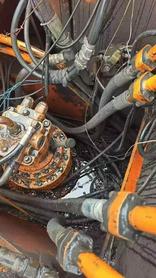 Buy Doosan DH300-7 Used Excavator / 4 Buy Doosan DH300-7 Used Excavator / 4