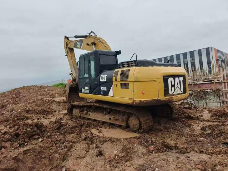 Buy Caterpillar Used Excavator / 1