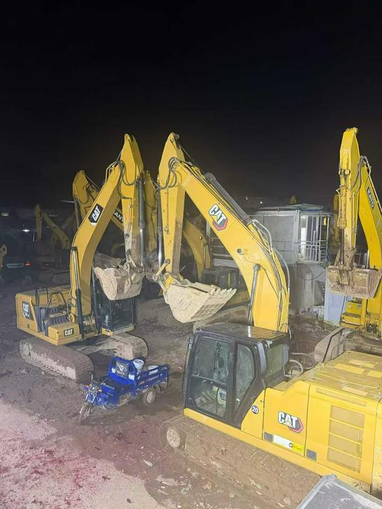 Buy Caterpillar 320GC Used Excavator / 1