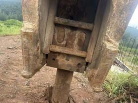 Buy Caterpillar Used Excavator / 3 Buy Caterpillar Used Excavator / 3