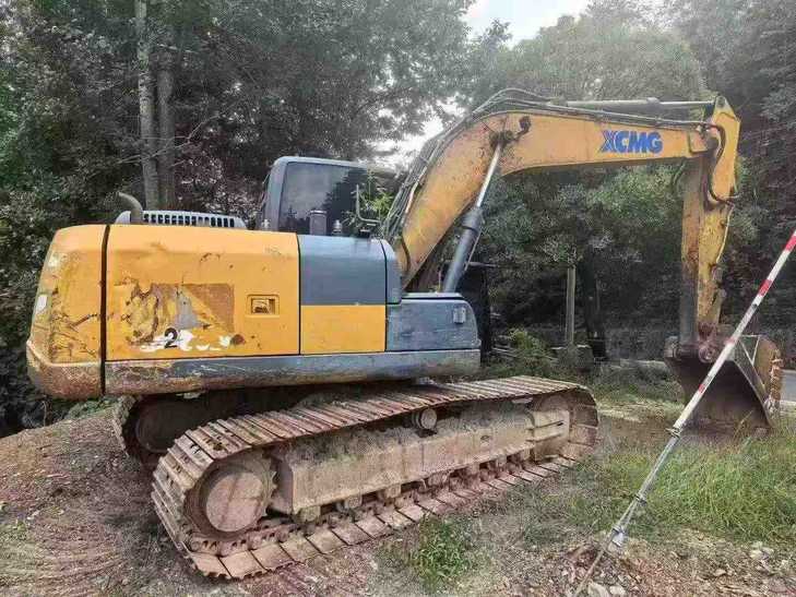 Buy XCMG XE150 Used Excavator / 1