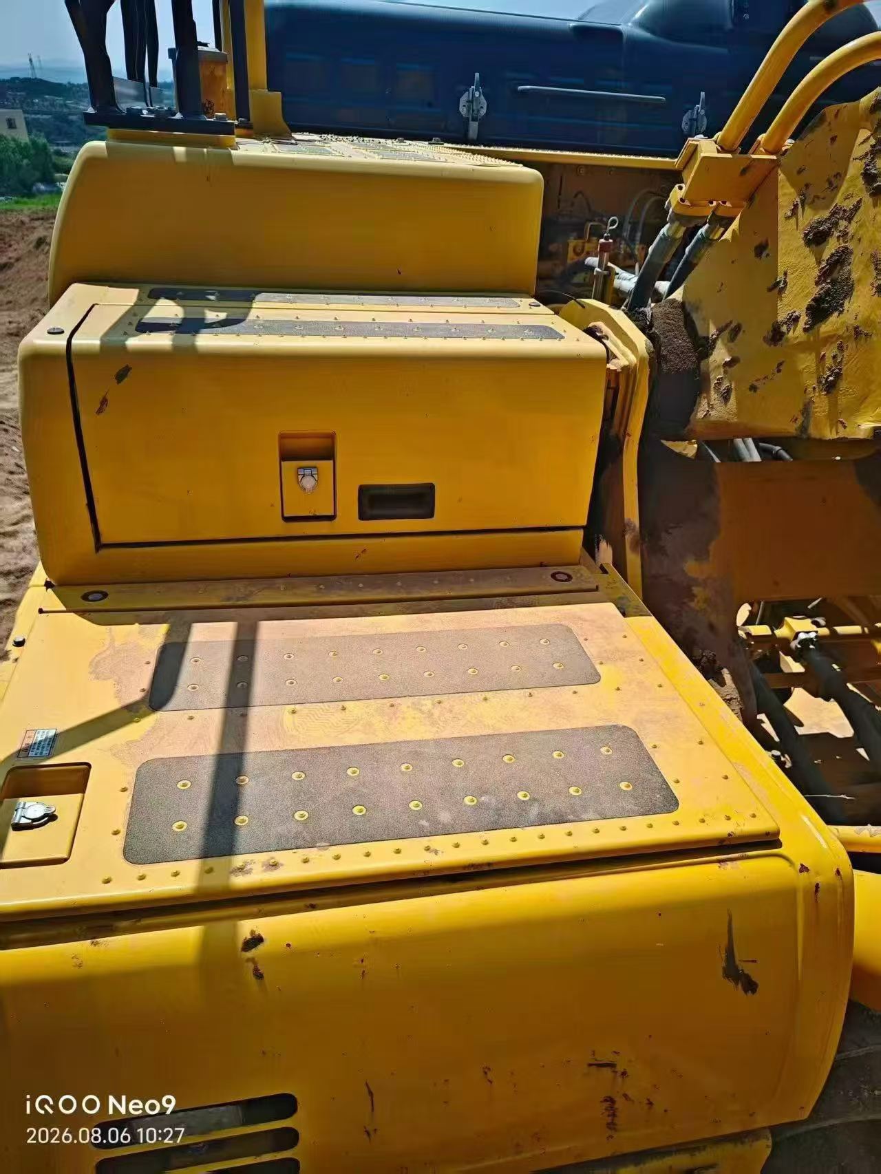 Buy Komatsu PC375LC-11M0 Used Excavator / 9
