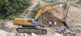 Buy XCMG XE200 Used Excavator / 2 Buy XCMG XE200 Used Excavator / 2