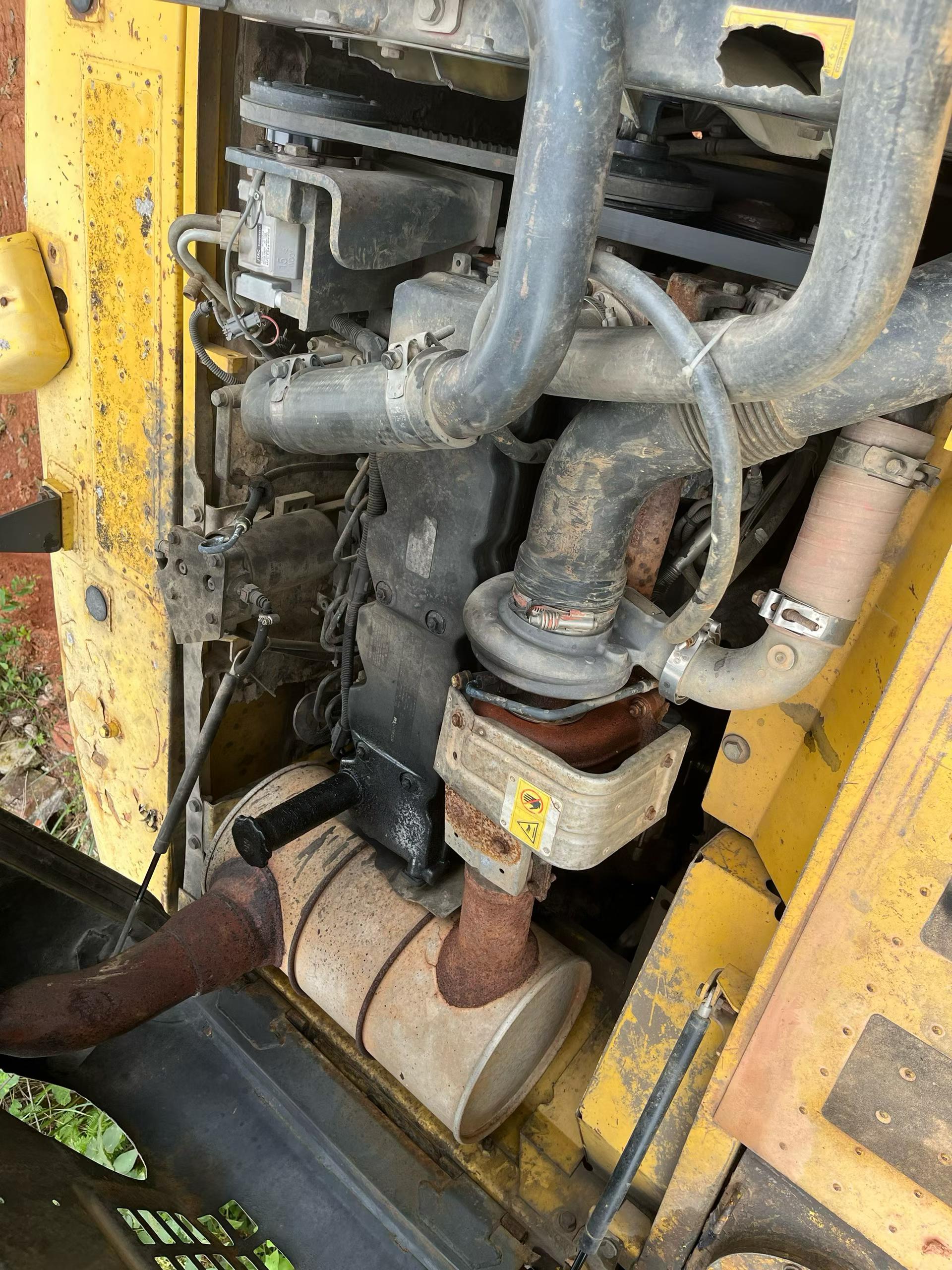 Buy Komatsu PC200-8 Used Excavator / 5