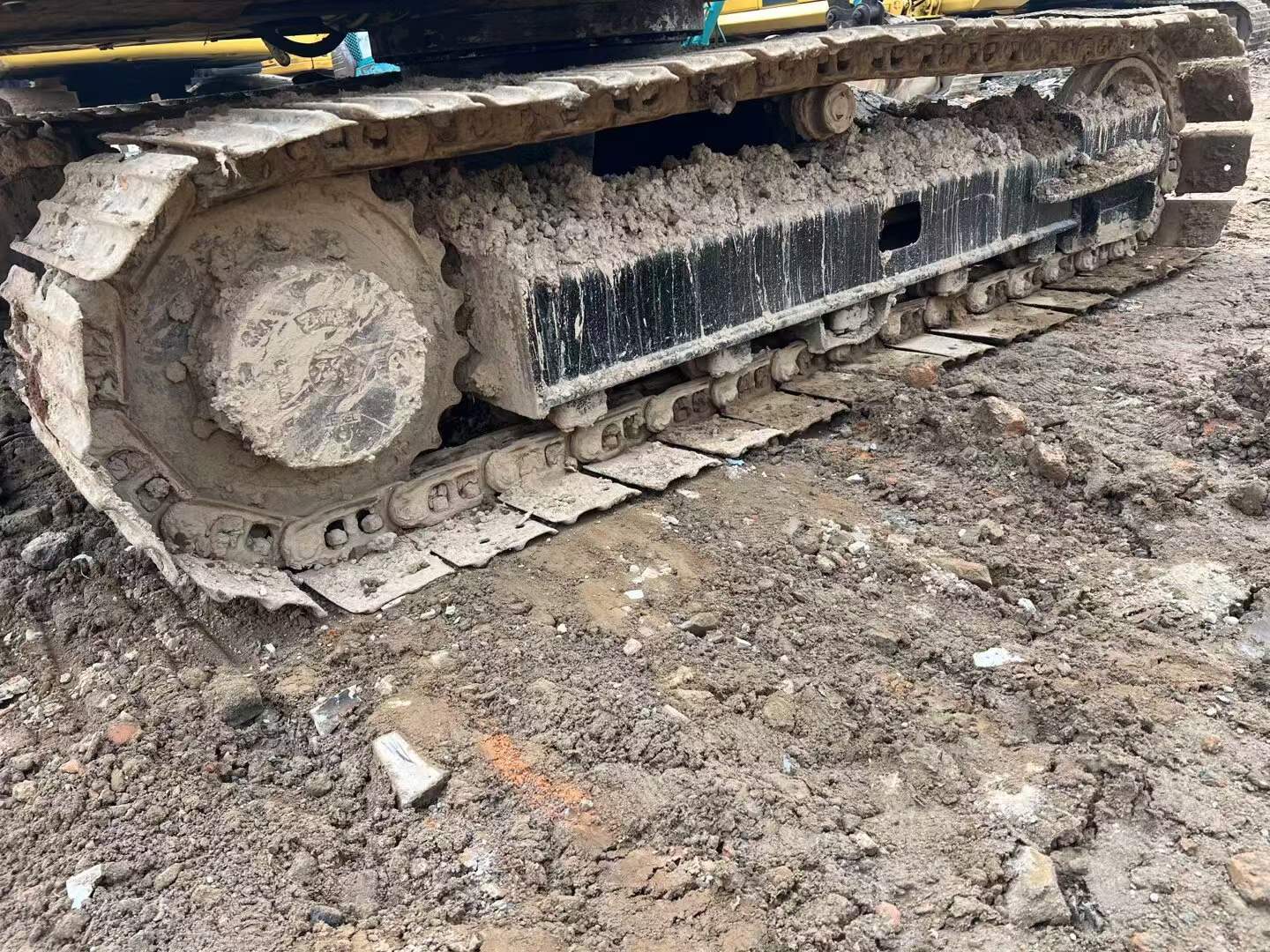 Buy Caterpillar Used Excavator / 6