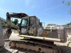 Buy Komatsu HB215LC-1 Used Excavator / 5 Buy Komatsu HB215LC-1 Used Excavator / 5