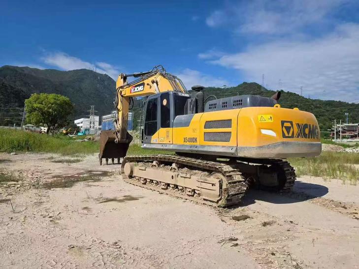 Buy XCMG XE400DK Used Excavator / 1