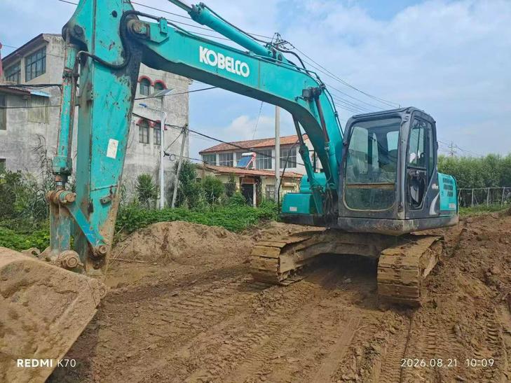 Buy Kobelco SK140 Used Excavator / 1