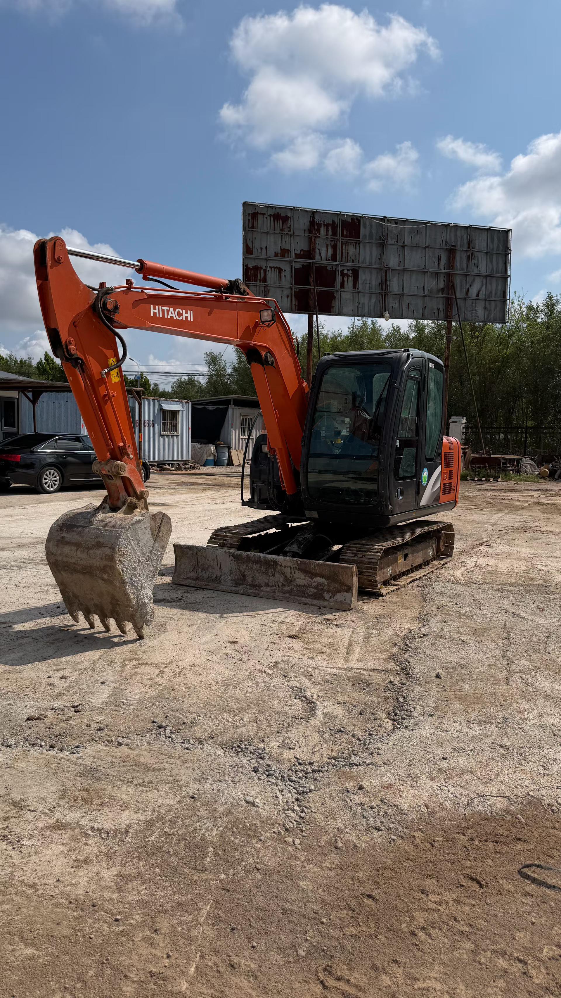 Buy Hitachi ZX60 Used Excavator / 3