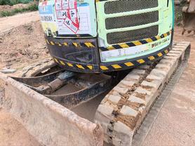 Buy Yanmar Vio40-5 Used Excavator / 4 Buy Yanmar Vio40-5 Used Excavator / 4