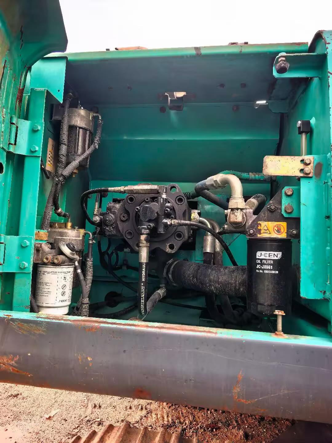 Buy Kobelco SK210-6 Used Excavator / 8