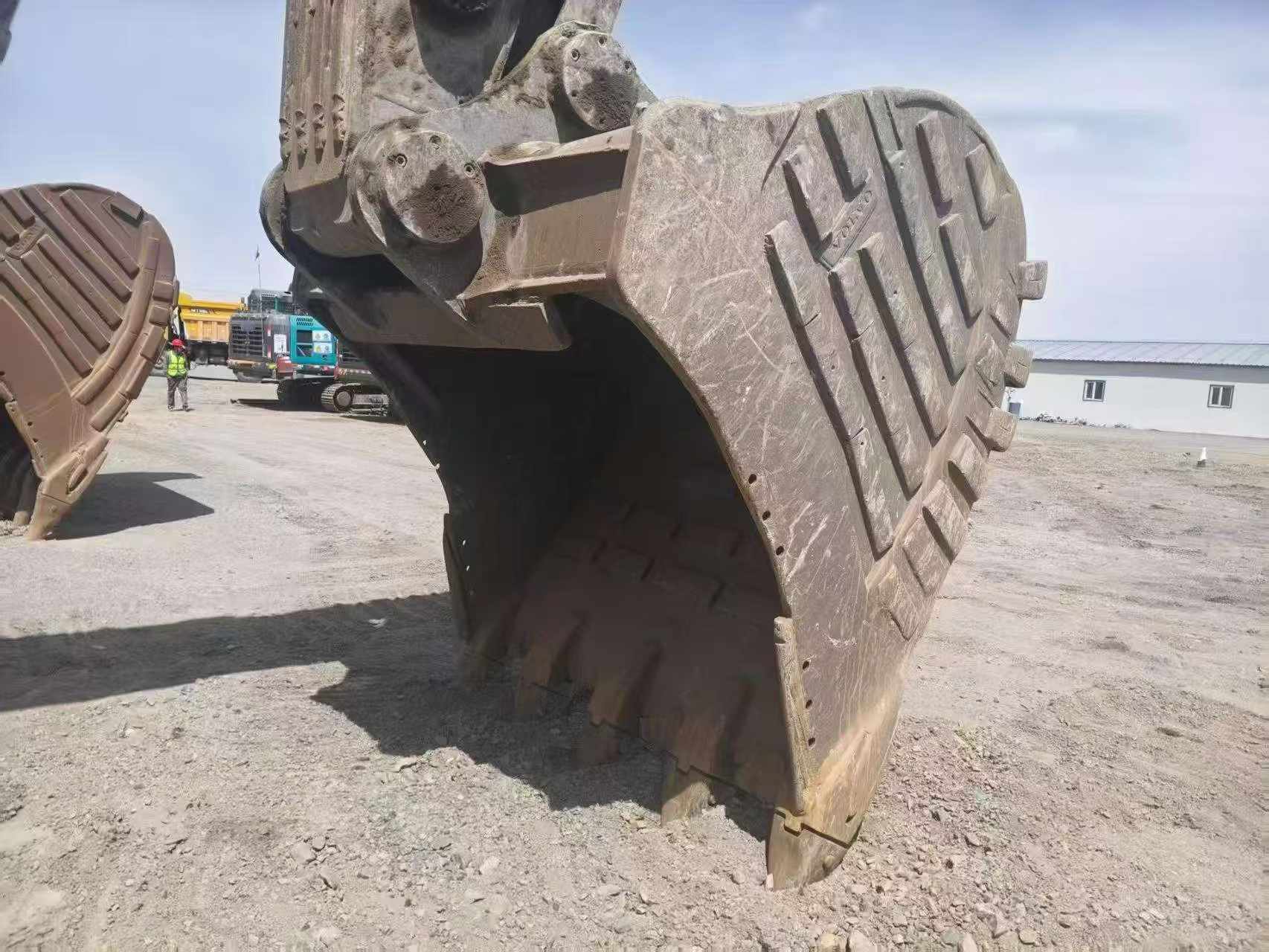Buy Volvo EC950E Used Excavator / 9