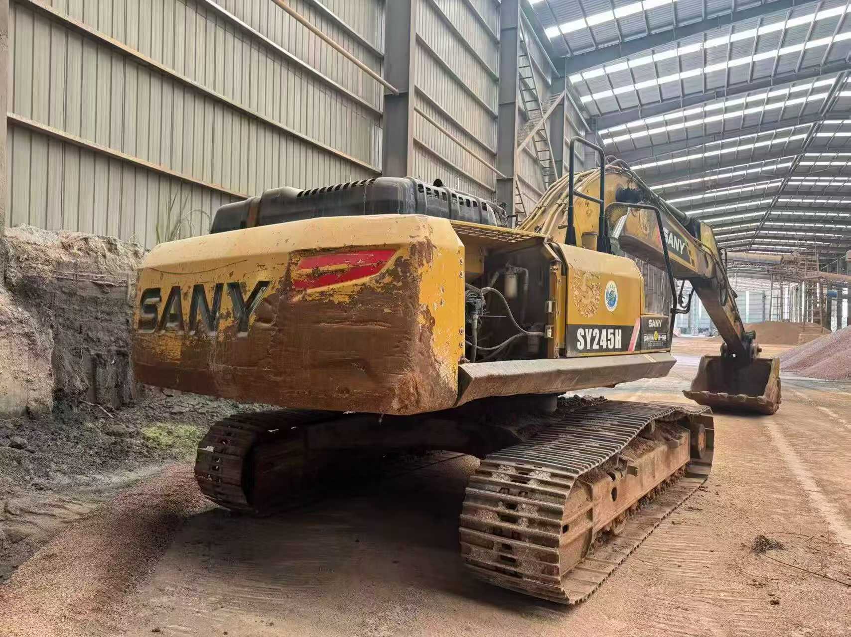 Buy Sany SY245H Used Excavator / 2