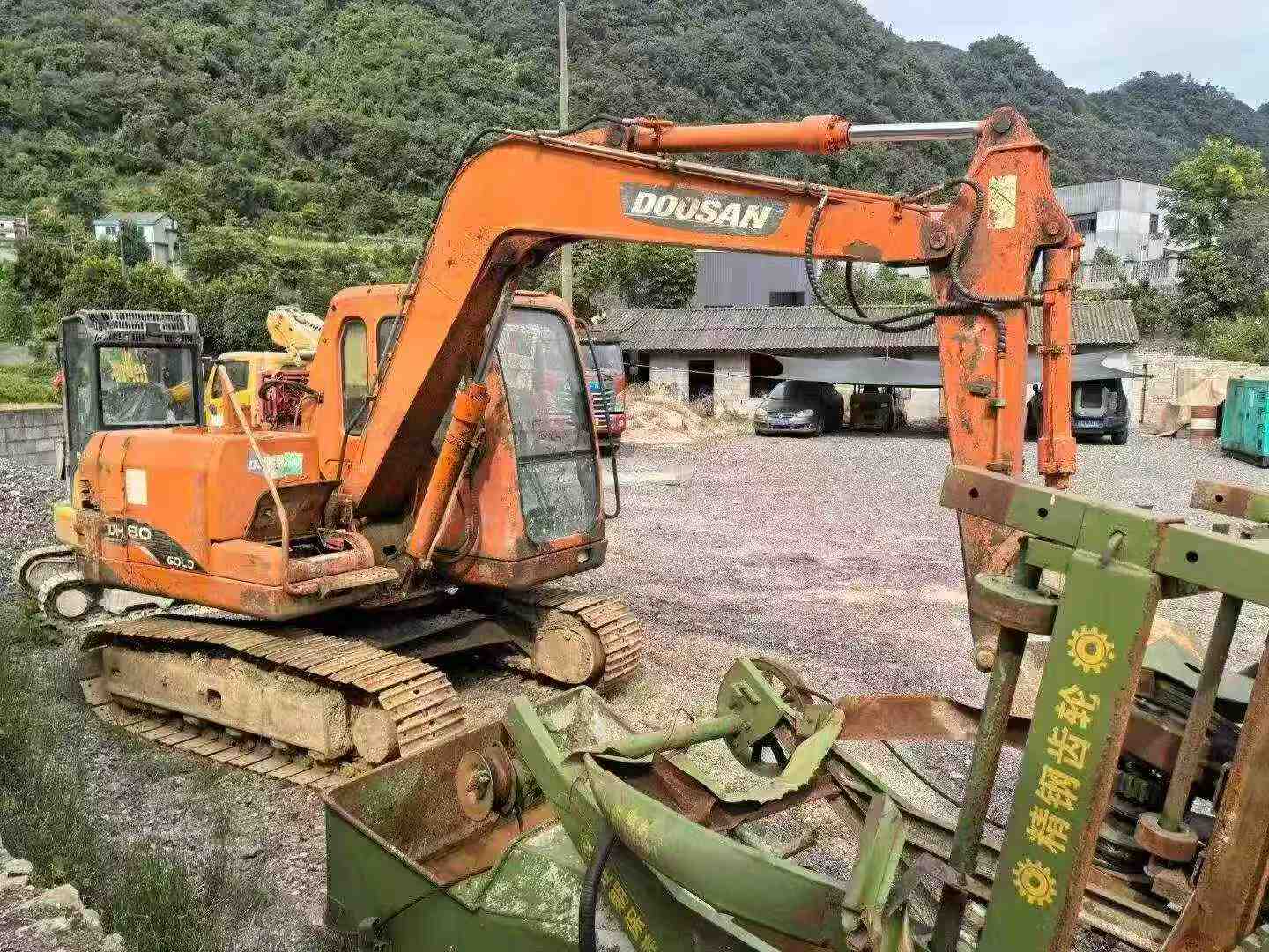 Buy Doosan DH80 Used Excavator / 2