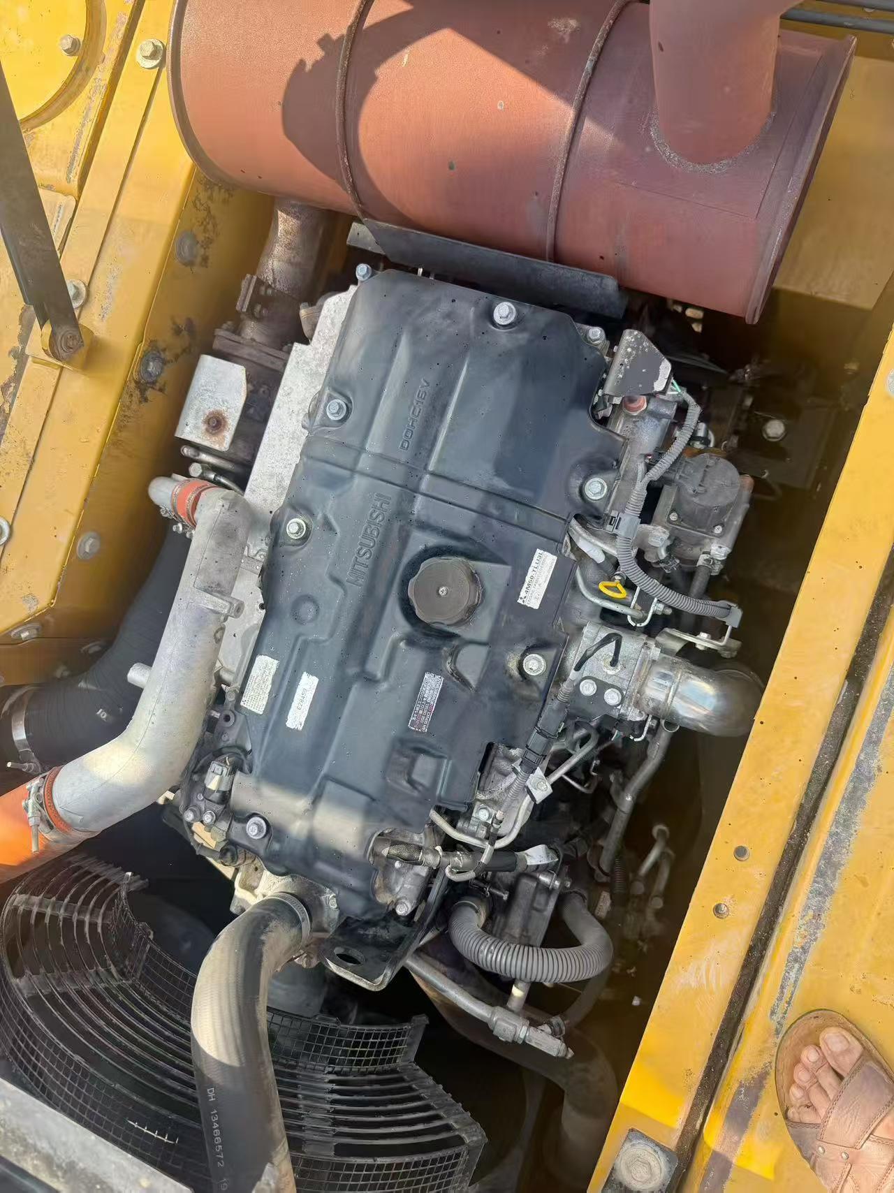 Buy Sany SY205C Used Excavator / 8