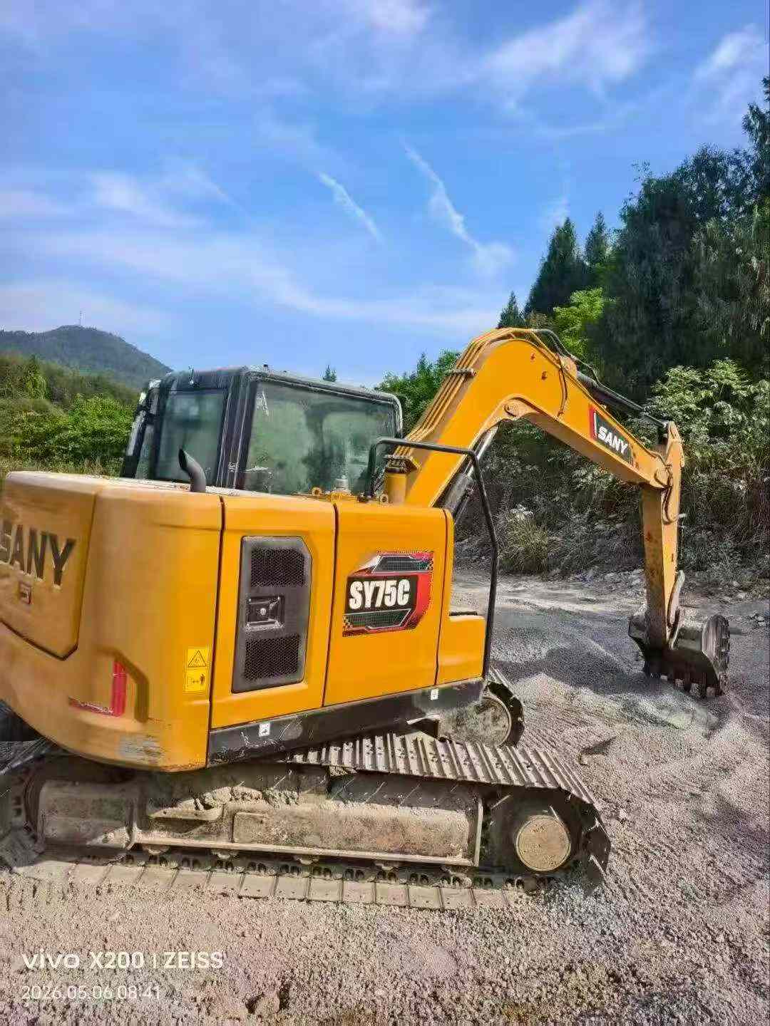 Buy Sany SY70C Used Excavator / 4