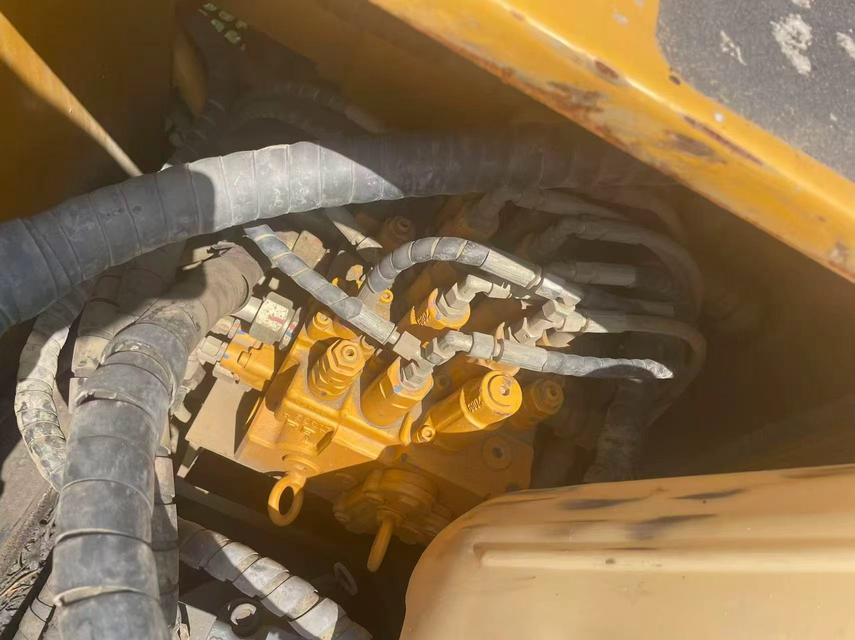 Buy Sany SY135 Used Excavator / 3