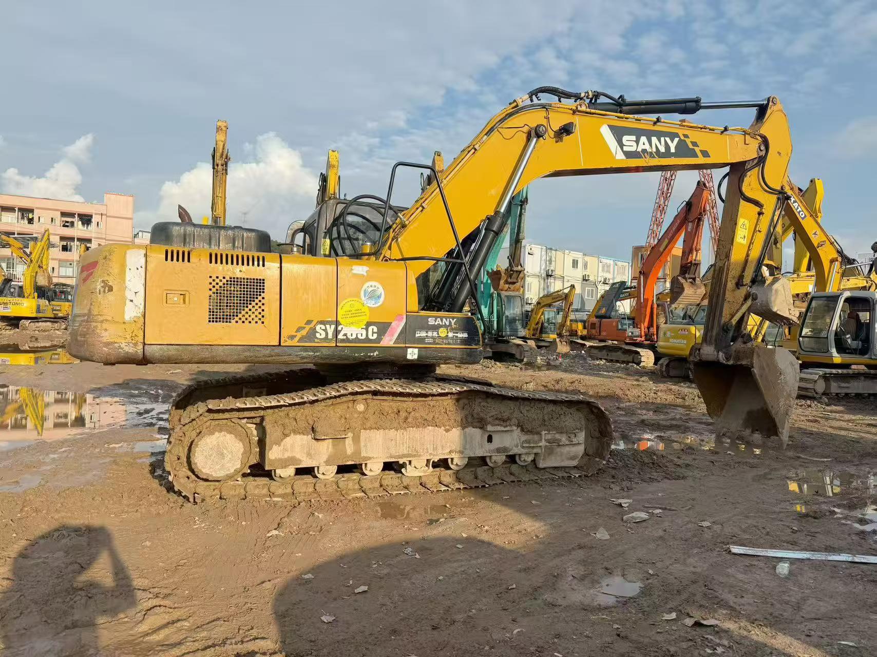 Buy Sany SY205C Used Excavator / 2