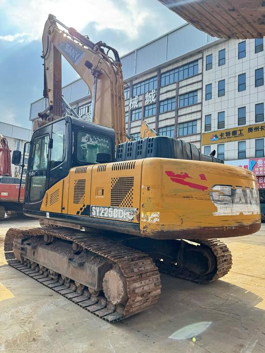 Buy Sany SY200C Used Excavator / 1