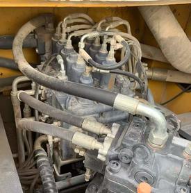 Buy XCMG LW200 Used Excavator / 3 Buy XCMG LW200 Used Excavator / 3