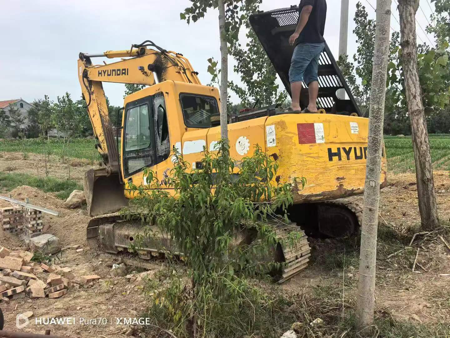 Buy Hyundai R225-7 Used Excavator / 3