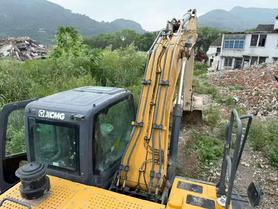 Buy XCMG XE215 Used Excavator / 4 Buy XCMG XE215 Used Excavator / 4