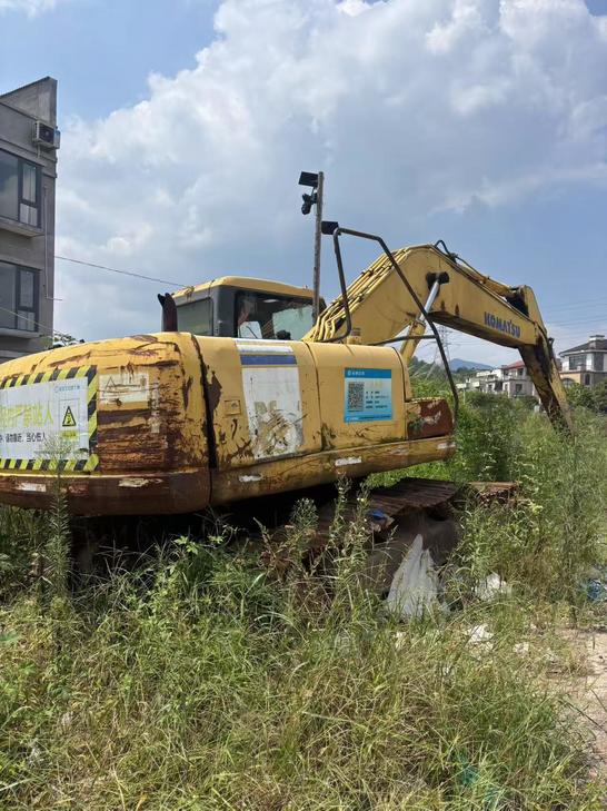 Buy Komatsu PC210LC-7 Used Excavator / 1