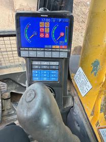 Buy Komatsu PC210-8 Used Excavator / 9 Buy Komatsu PC210-8 Used Excavator / 9