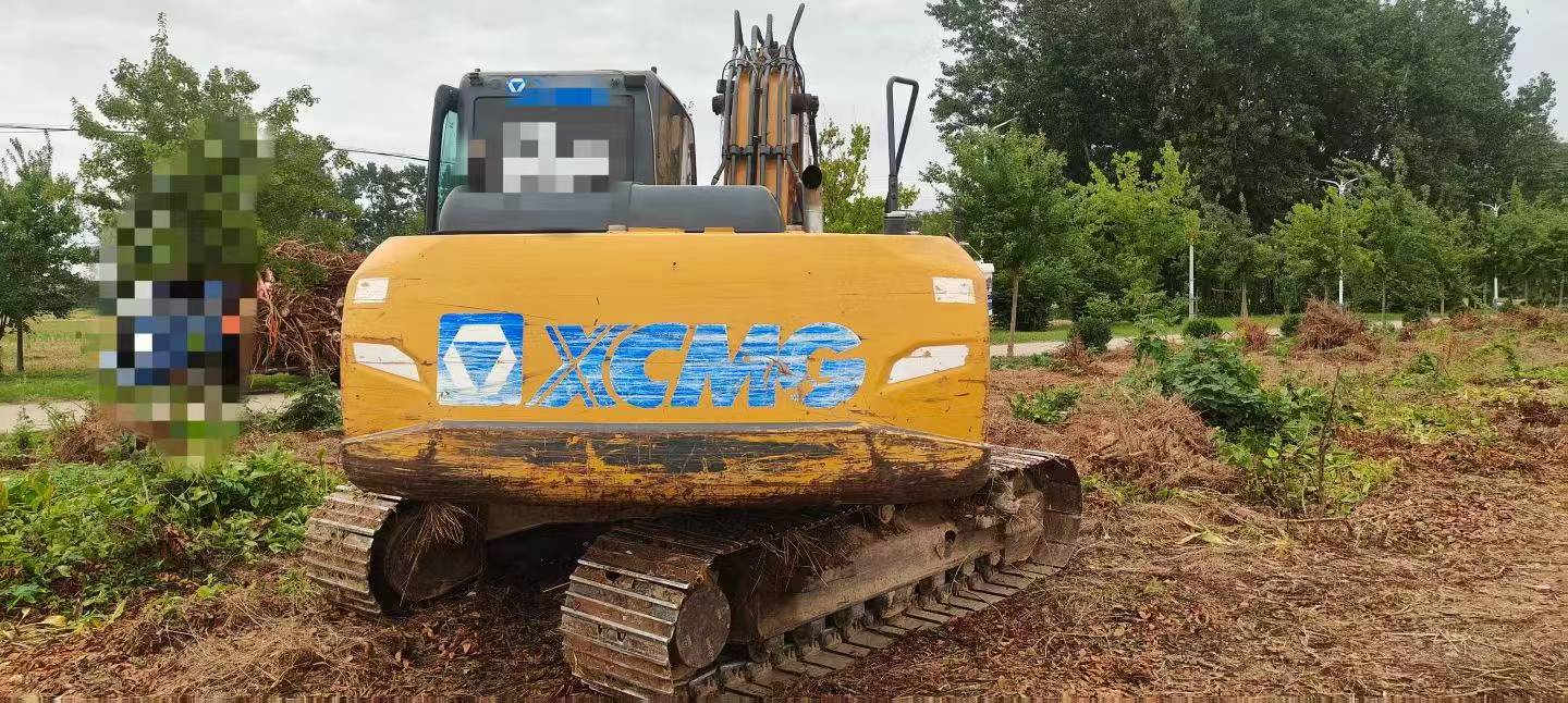 Buy XCMG XE150 Used Excavator / 3