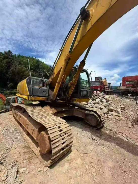 Buy Sumitomo SH360-5 Used Excavator / 1
