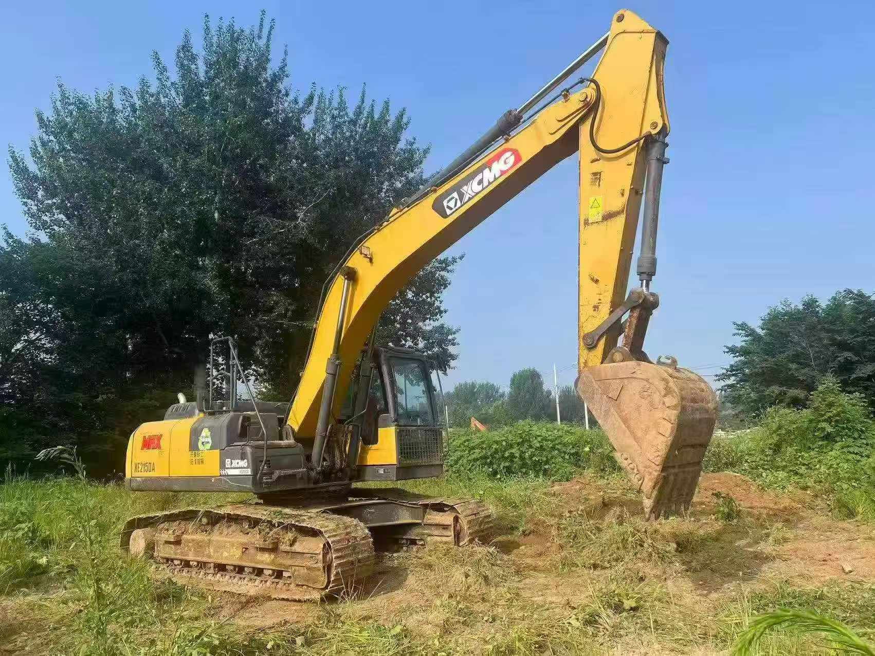 Buy XCMG XE215 Used Excavator / 6