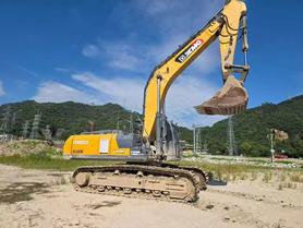 Buy XCMG XE400DK Used Excavator / 3 Buy XCMG XE400DK Used Excavator / 3