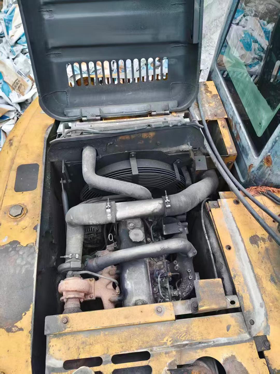 Buy XCMG XE135B Used Excavator / 9
