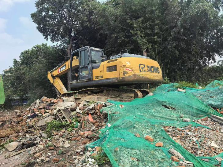 Buy XCMG XE200 Used Excavator / 1