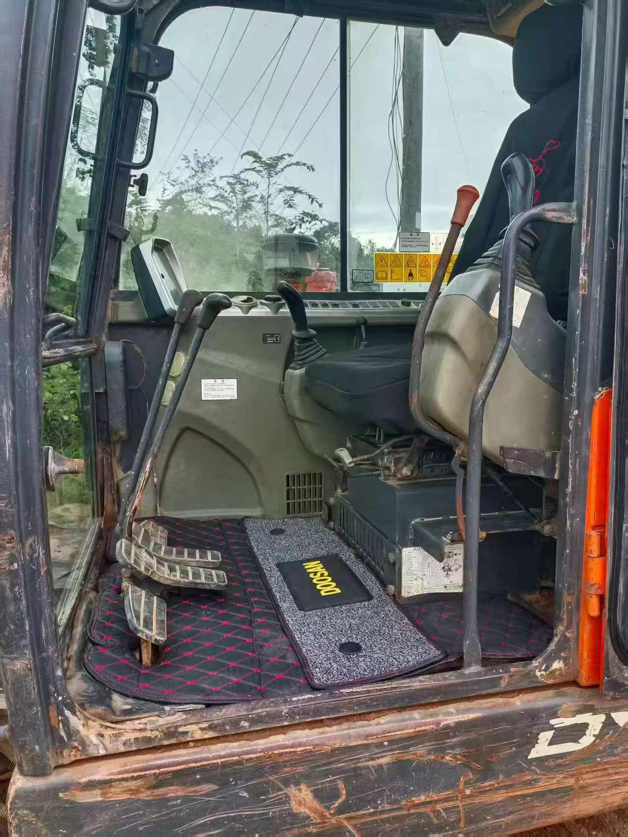 Buy Doosan DX60 Used Excavator / 8