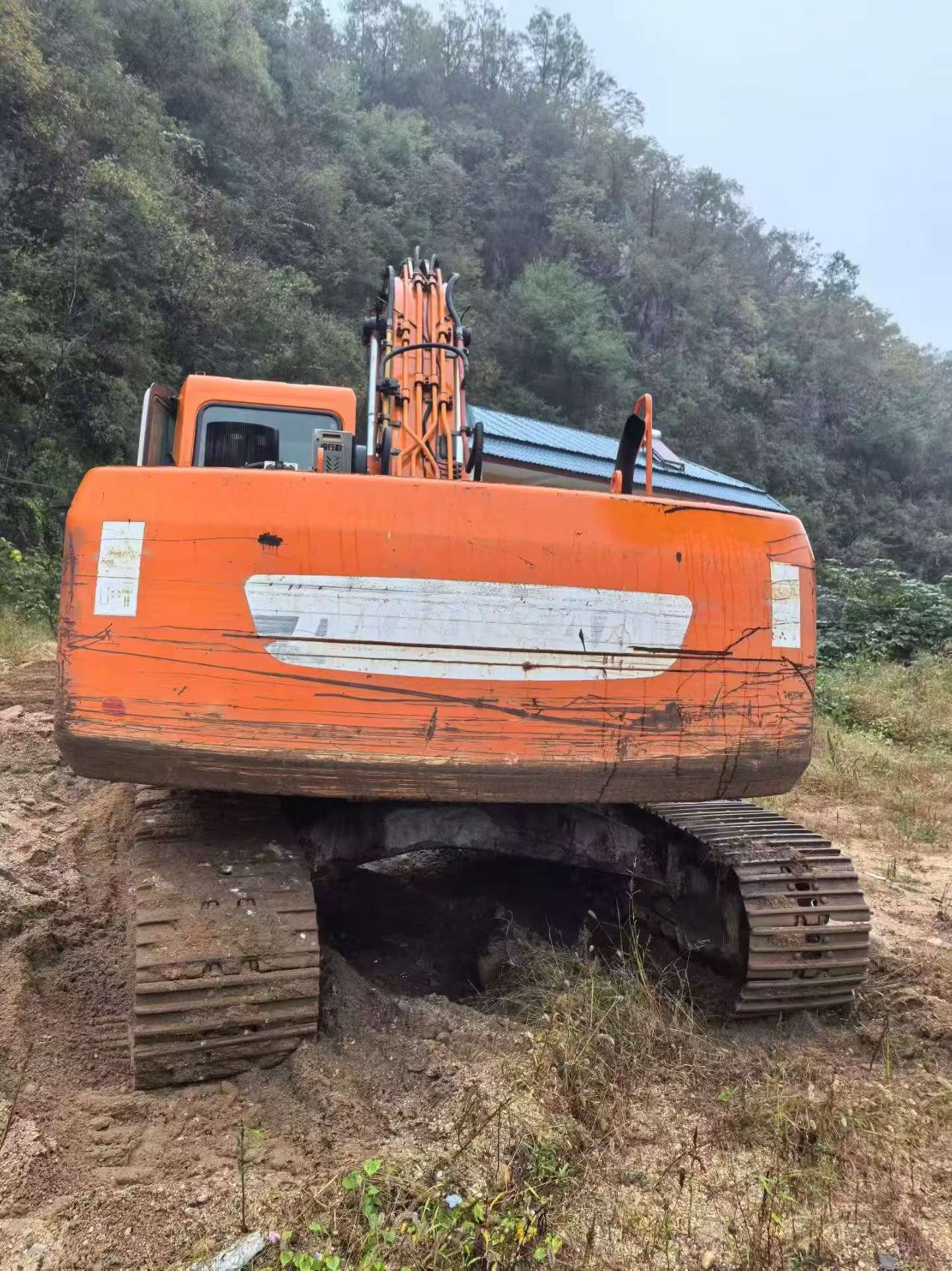 Buy Doosan DH220 Used Excavator / 2