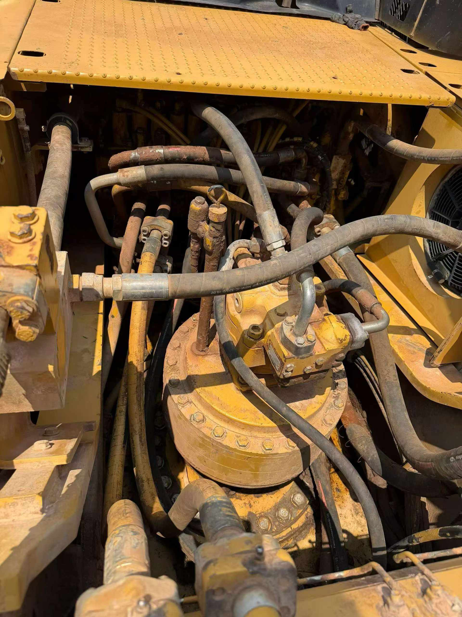 Buy Caterpillar 336DL Used Excavator / 4